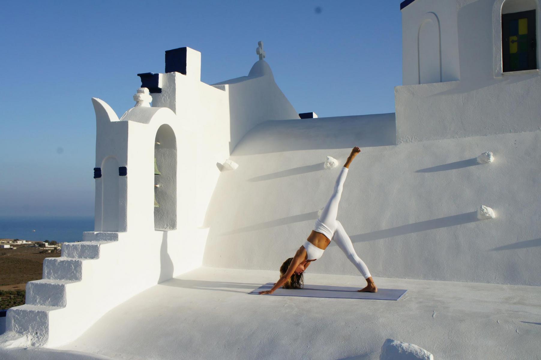 Yoga Santorini retreats - Pelagos Hotel